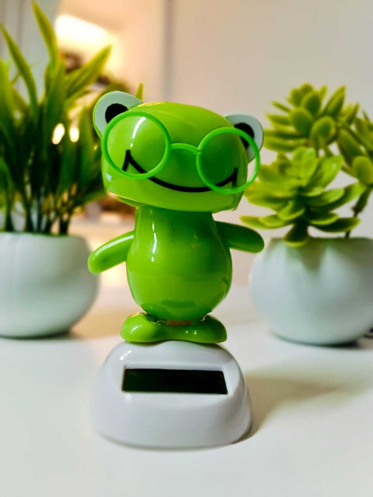 Solar Powered Dancing Frog